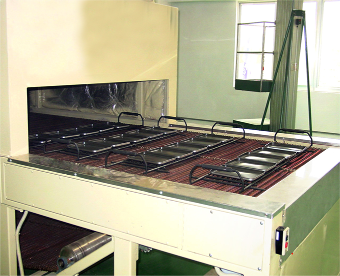 Grill plate coating equipment